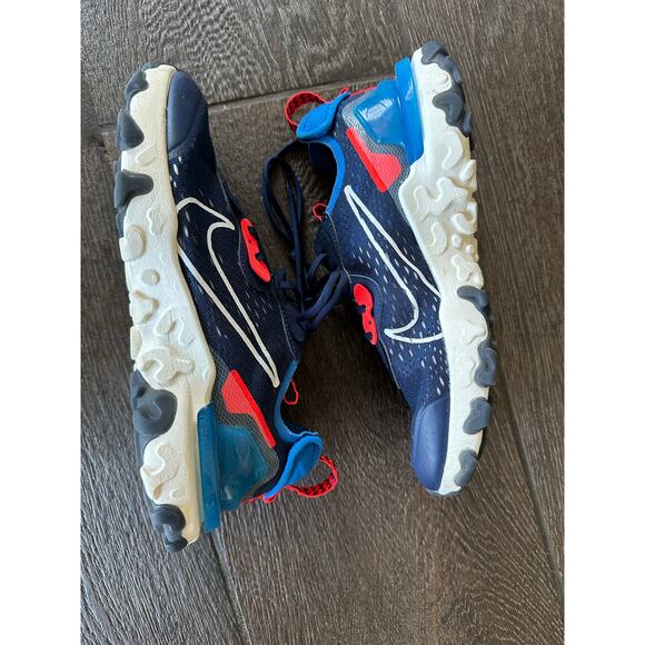 Nike React Vision Big Kids Size 6 shoes - Picture 1 of 5